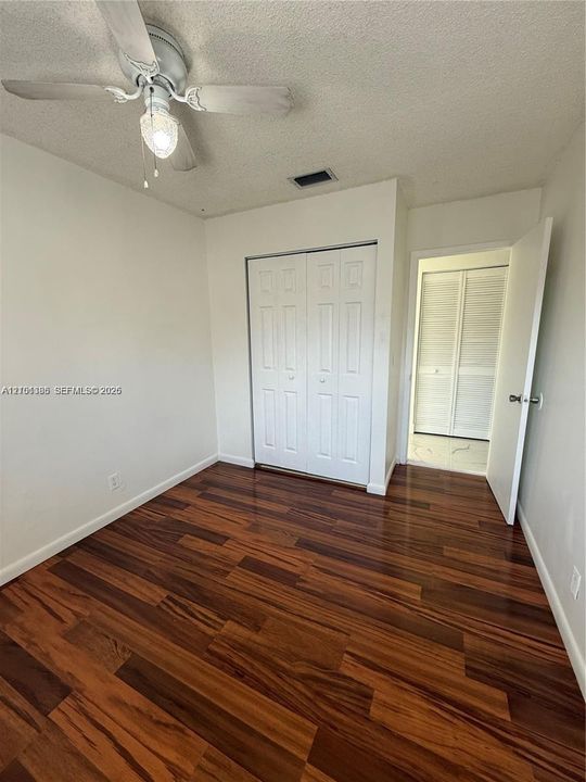 En Renta: $2,400 (3 camas, 2 baños, 1080 Pies cuadrados)