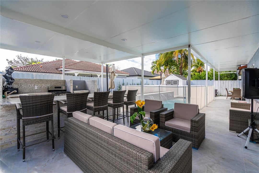 For Sale: $899,000 (4 beds, 3 baths, 1938 Square Feet)