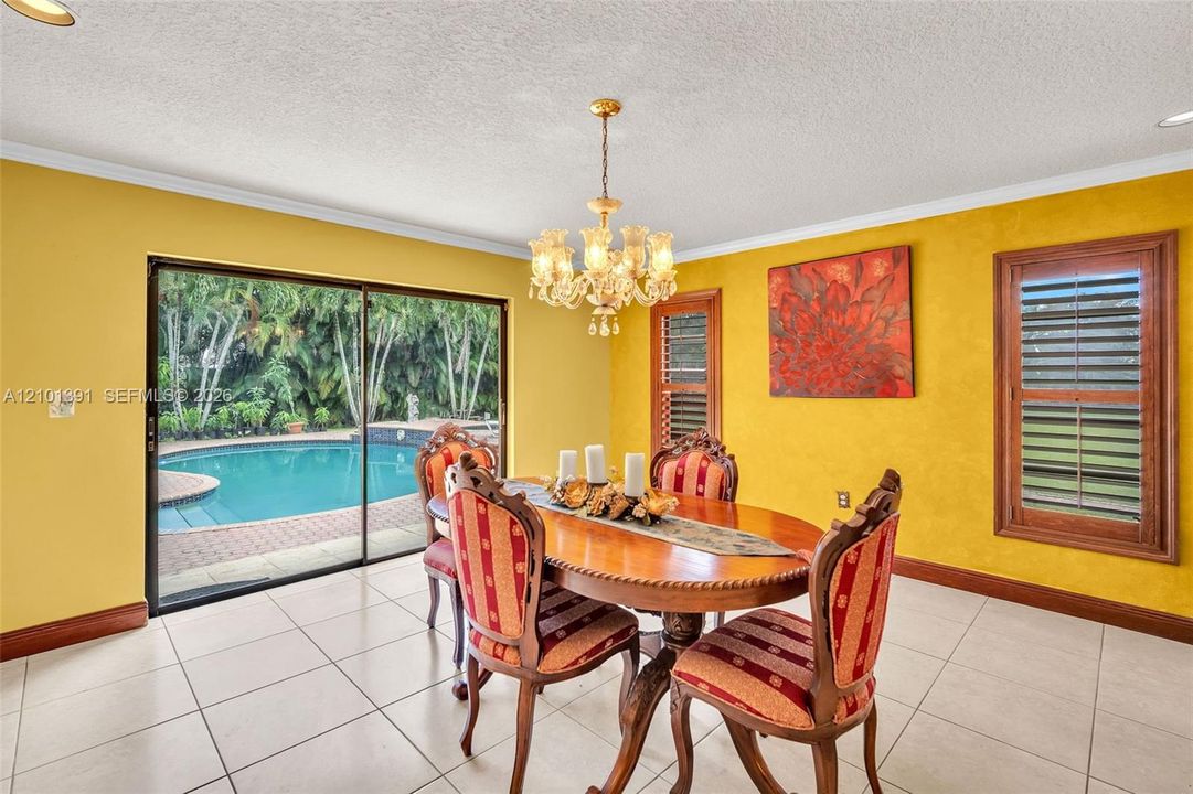 En Venta: $2,199,000 (4 camas, 4 baños, 3808 Pies cuadrados)