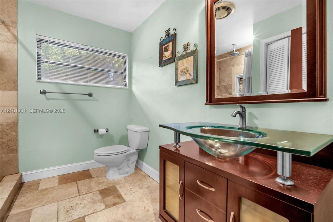 Bathroom #4