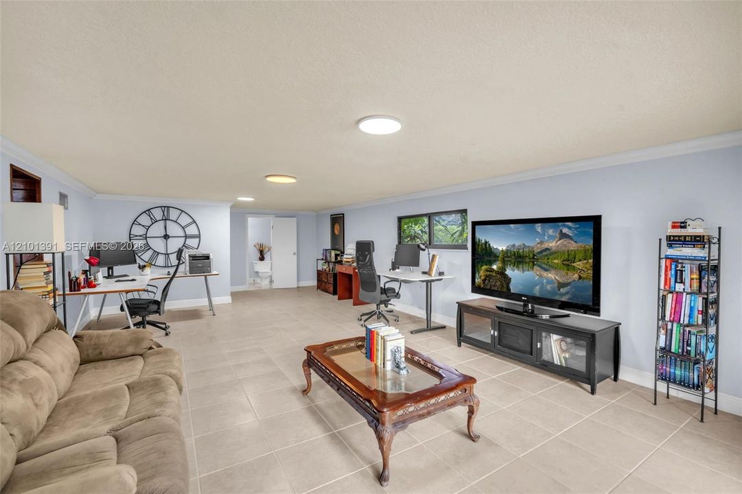 2nd primary bedroom or use as a gym or home office or even a guest room
