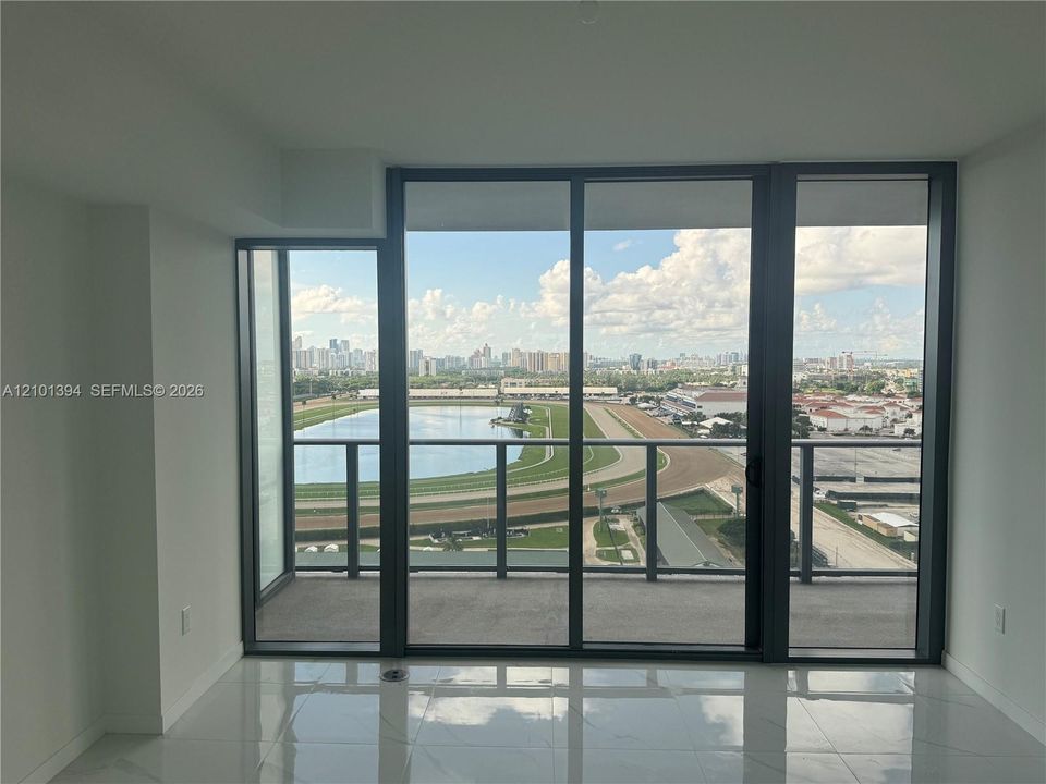 В аренду: $4,950 (2 спален, 2 ванн, 0 Квадратных фут)