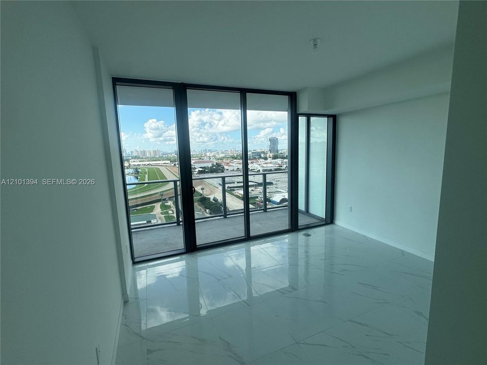 В аренду: $4,950 (2 спален, 2 ванн, 0 Квадратных фут)