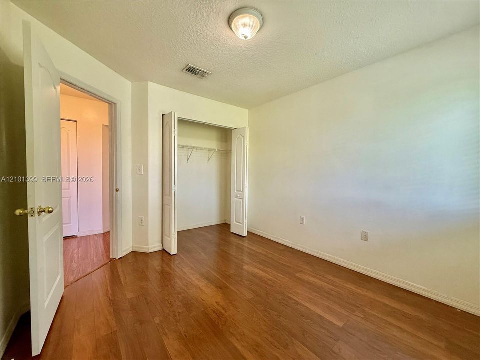 В аренду: $2,695 (3 спален, 2 ванн, 1372 Квадратных фут)