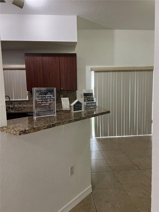 En Renta: $2,900 (3 camas, 2 baños, 1705 Pies cuadrados)