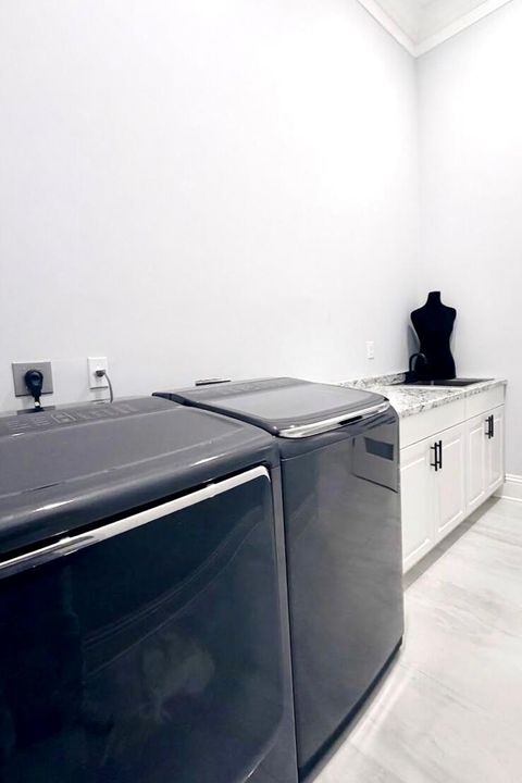 laundry al view