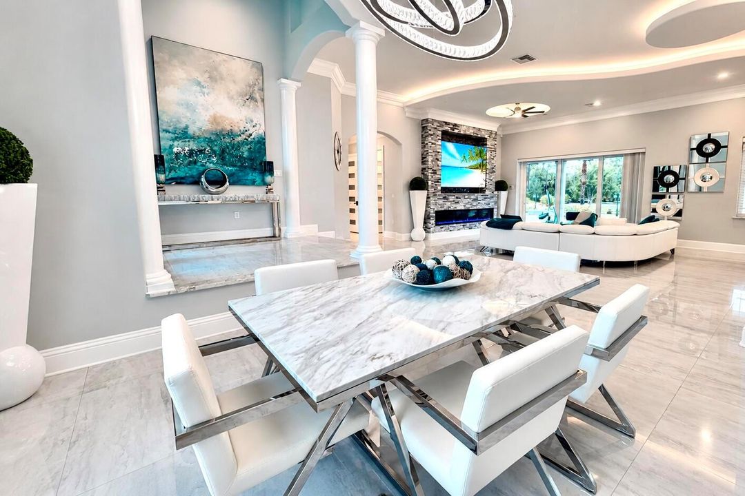 dining alt view