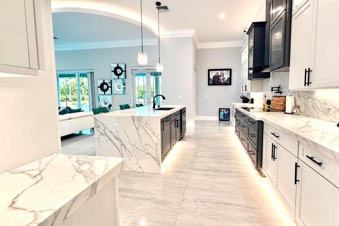 kitchen alt view