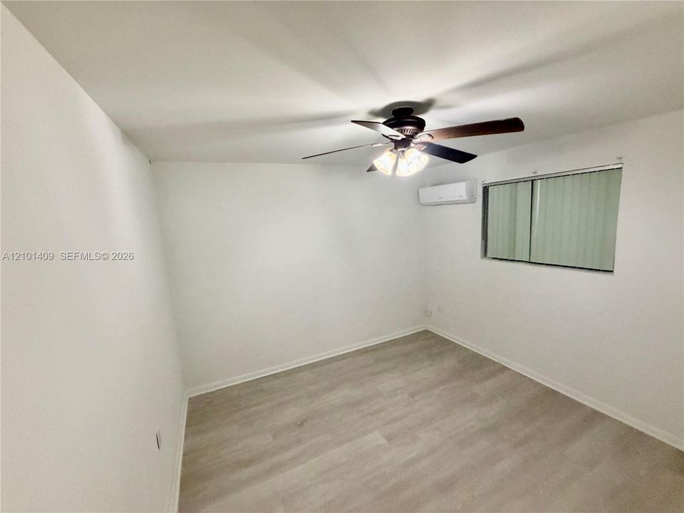 В аренду: $2,375 (2 спален, 1 ванн, 702 Квадратных фут)