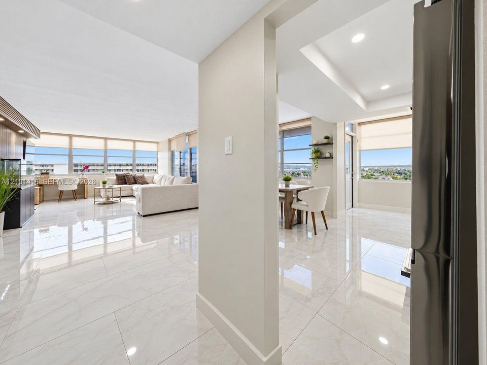 На продажу: $189,000 (2 спален, 2 ванн, 1605 Квадратных фут)