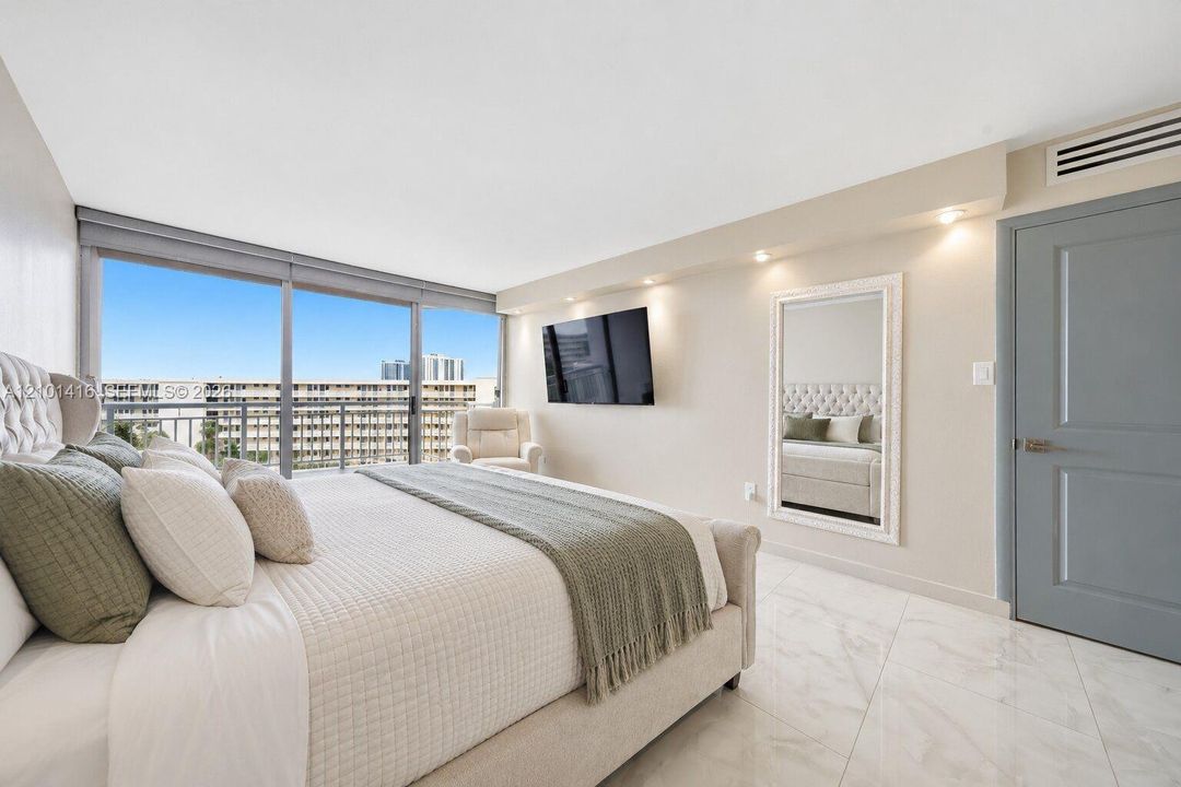 На продажу: $189,000 (2 спален, 2 ванн, 1605 Квадратных фут)