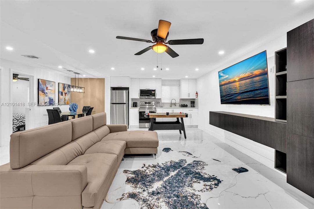 For Sale: $700,000 (0 beds, 0 baths, 1600 Square Feet)