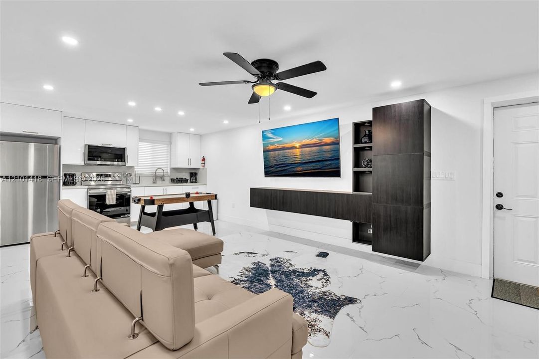 For Sale: $700,000 (0 beds, 0 baths, 1600 Square Feet)