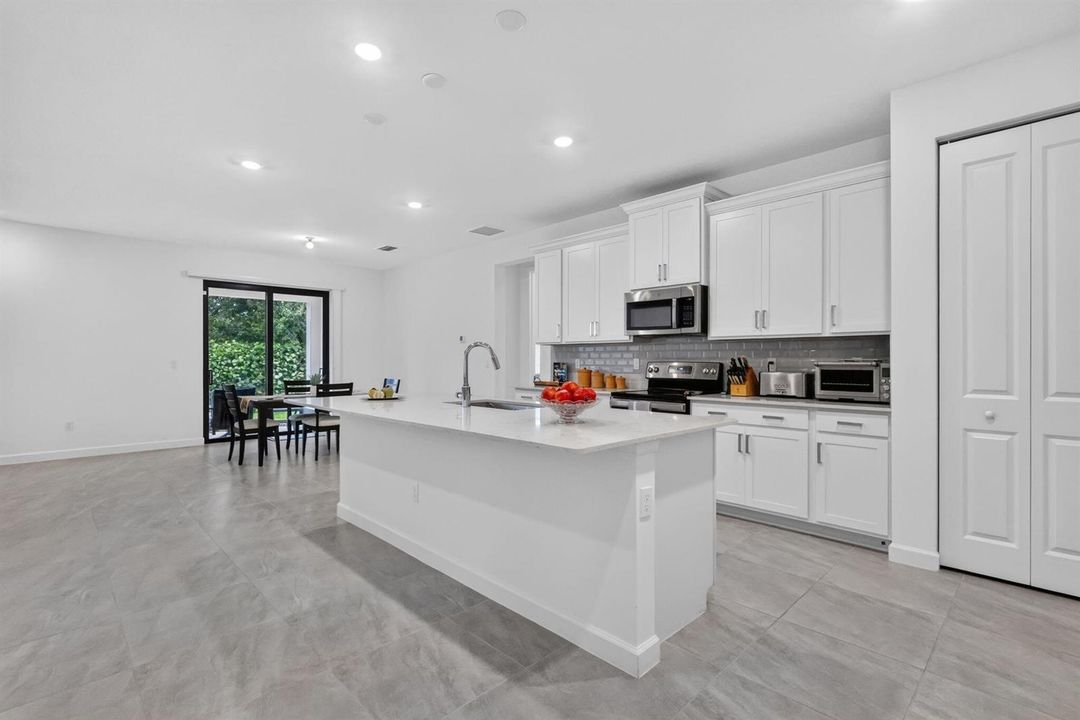KITCHEN 3