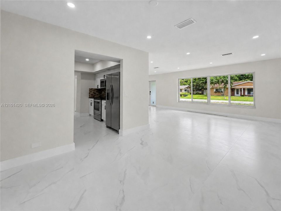For Sale: $799,000 (4 beds, 2 baths, 1981 Square Feet)