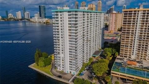 En Venta: $365,000 (1 camas, 1 baños, 1104 Pies cuadrados)