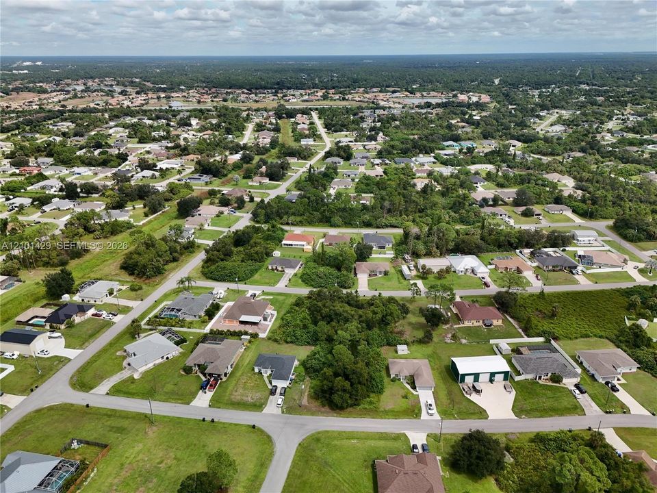 На продажу: $40,000 (0.24 acres)