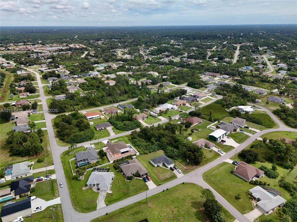 На продажу: $40,000 (0.24 acres)