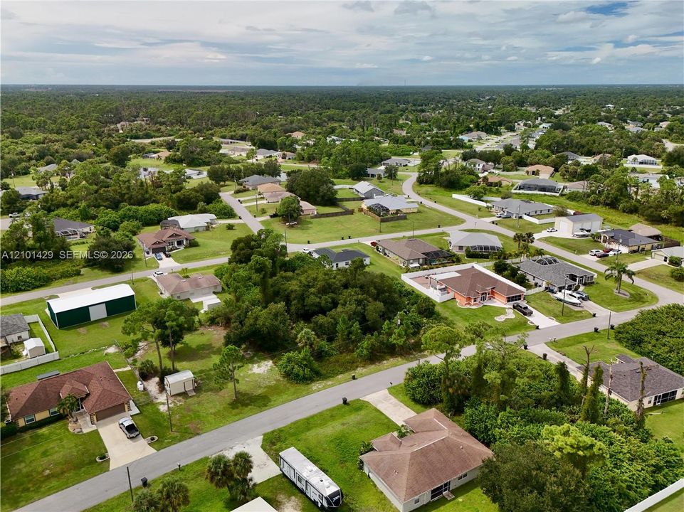 На продажу: $40,000 (0.24 acres)