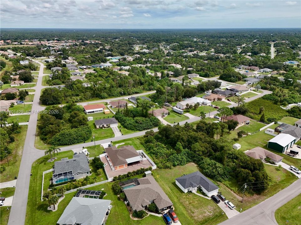 На продажу: $40,000 (0.24 acres)