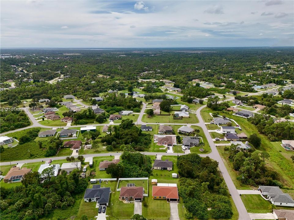 На продажу: $40,000 (0.24 acres)