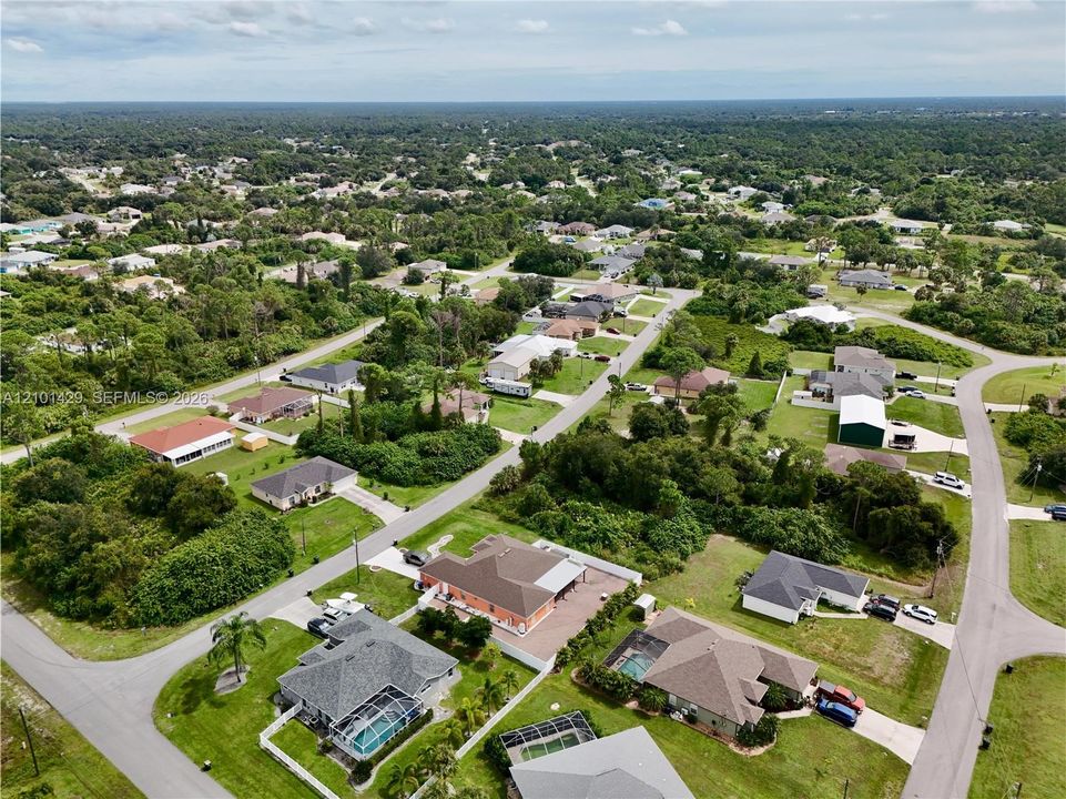 На продажу: $40,000 (0.24 acres)