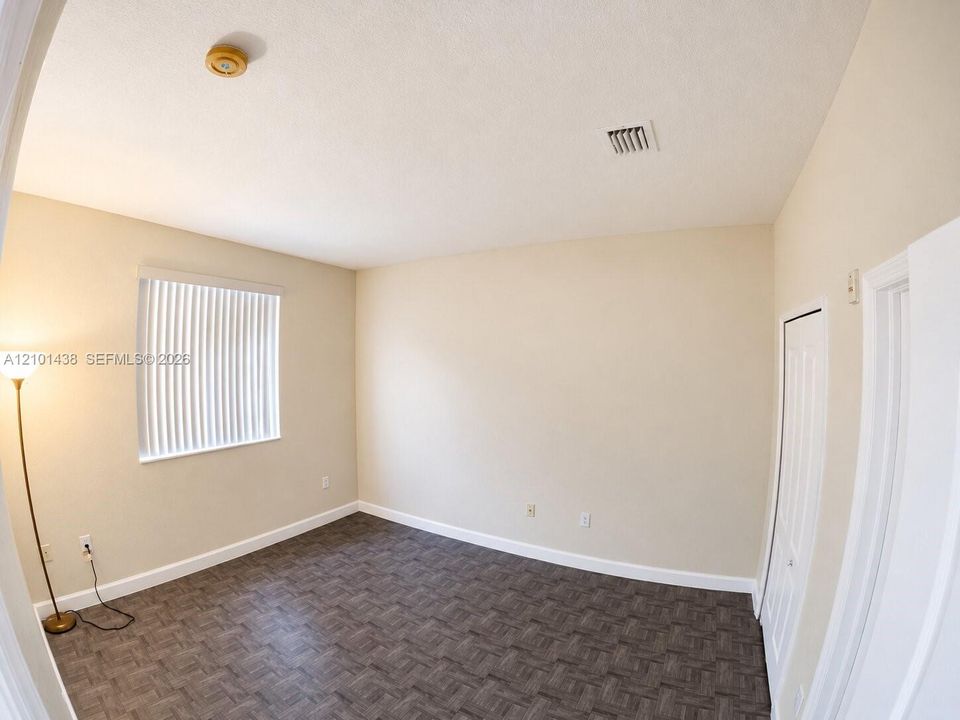 В аренду: $1,750 (2 спален, 2 ванн, 930 Квадратных фут)