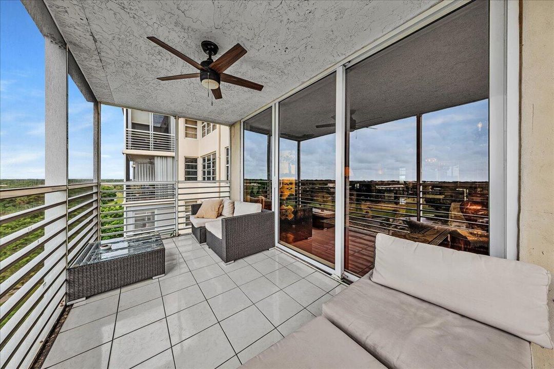 Screened balcony with fan