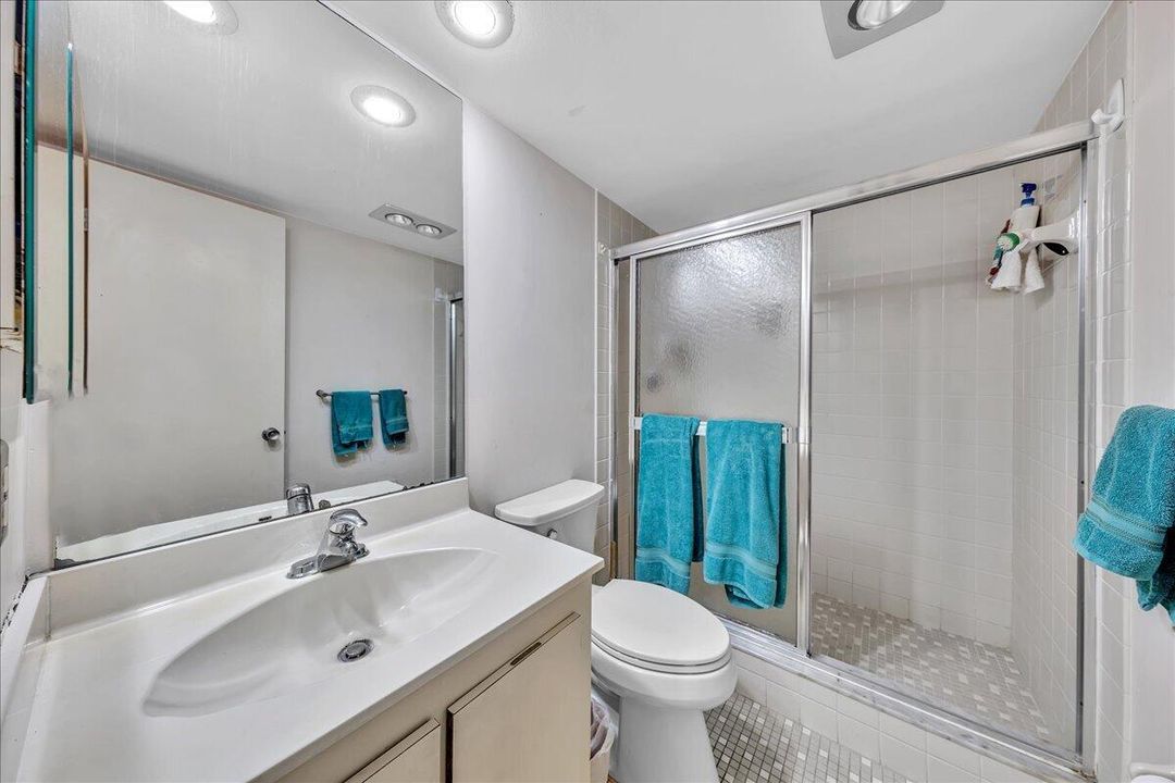 Bathroom #2