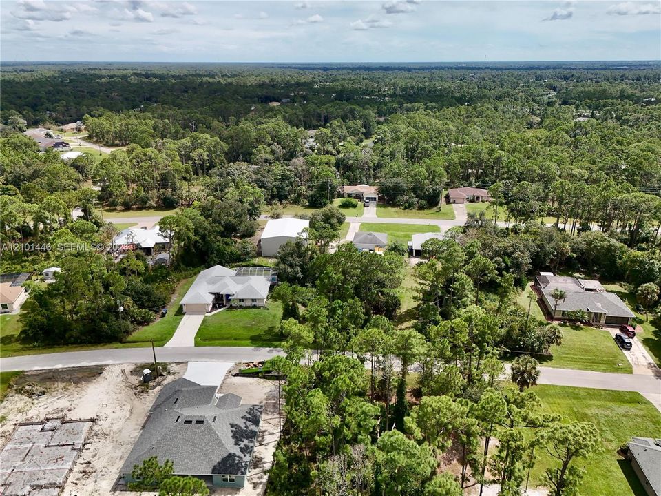На продажу: $18,000 (0.23 acres)