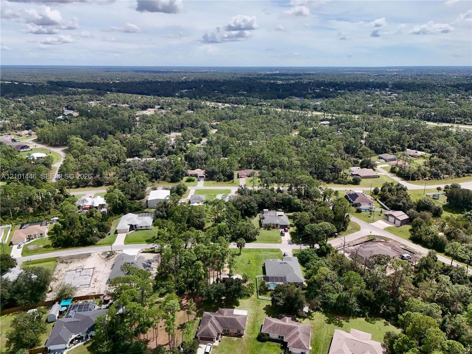 На продажу: $18,000 (0.23 acres)