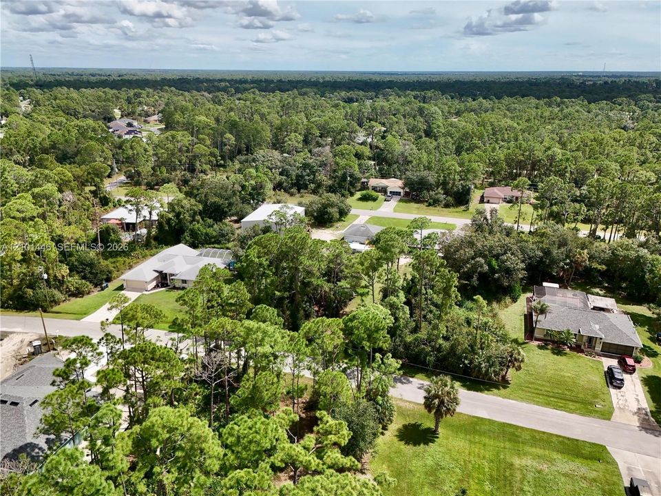 На продажу: $18,000 (0.23 acres)