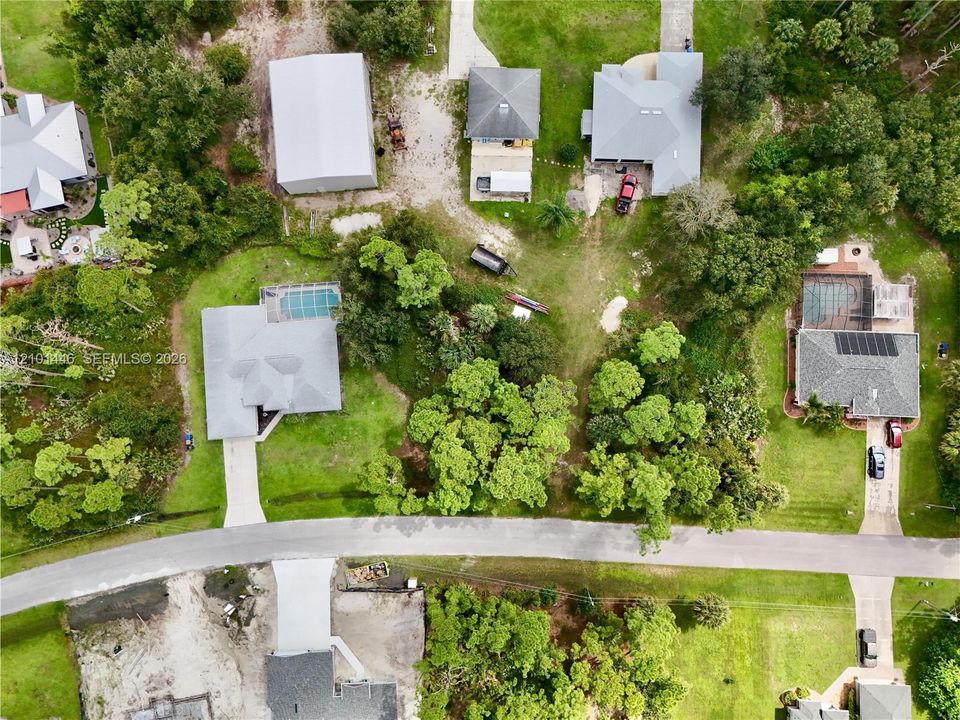 На продажу: $18,000 (0.23 acres)