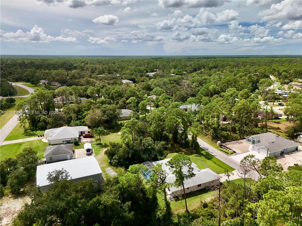 На продажу: $18,000 (0.23 acres)