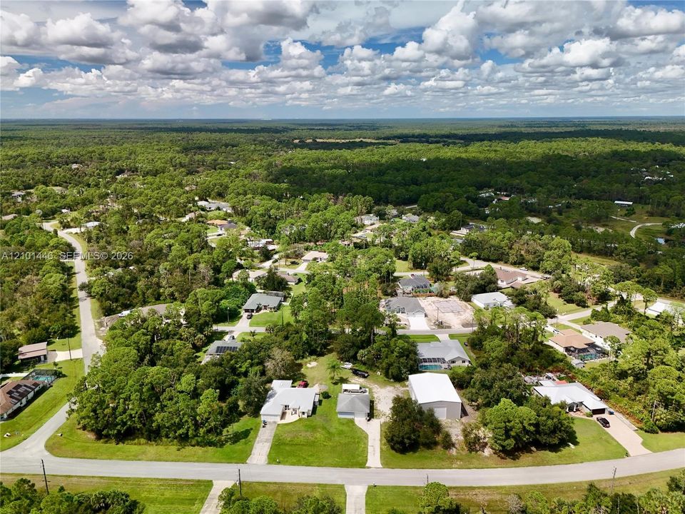 На продажу: $18,000 (0.23 acres)