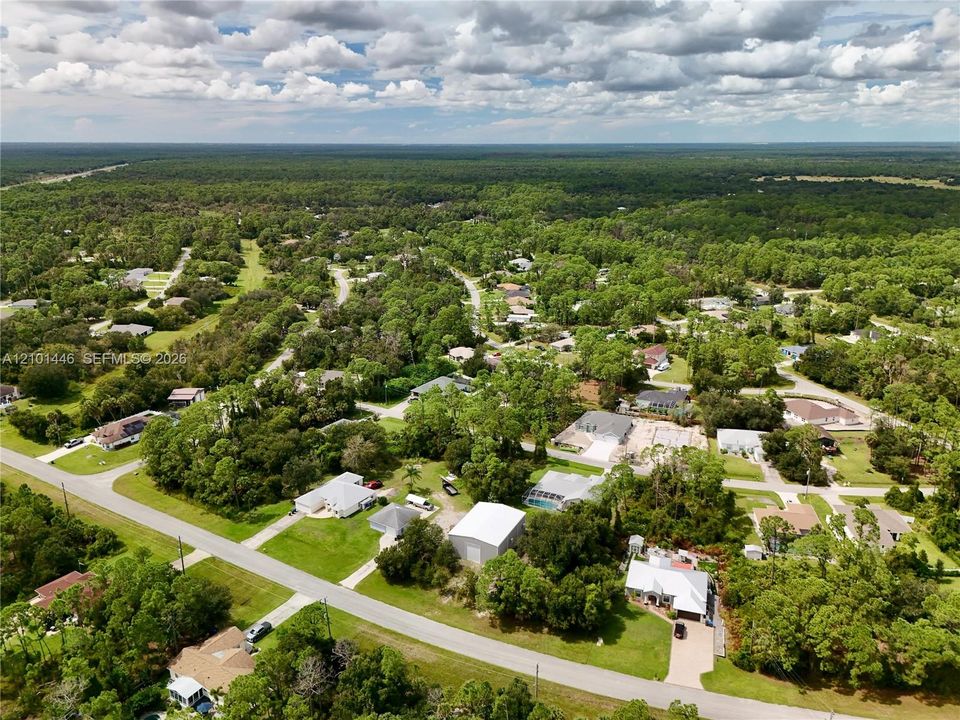 На продажу: $18,000 (0.23 acres)