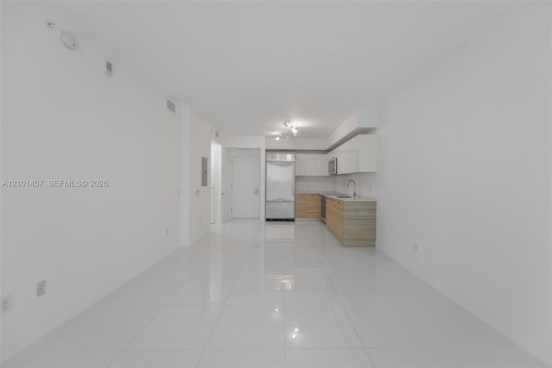 En Venta: $630,000 (1 camas, 1 baños, 701 Pies cuadrados)