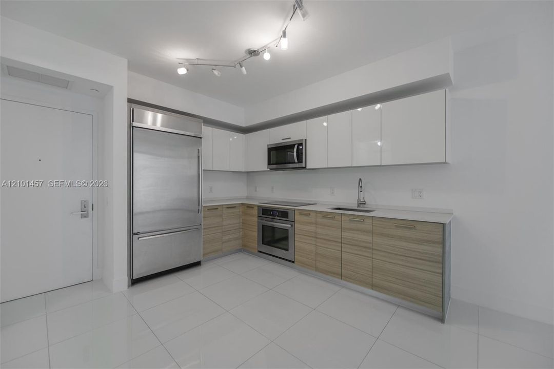 En Venta: $630,000 (1 camas, 1 baños, 701 Pies cuadrados)