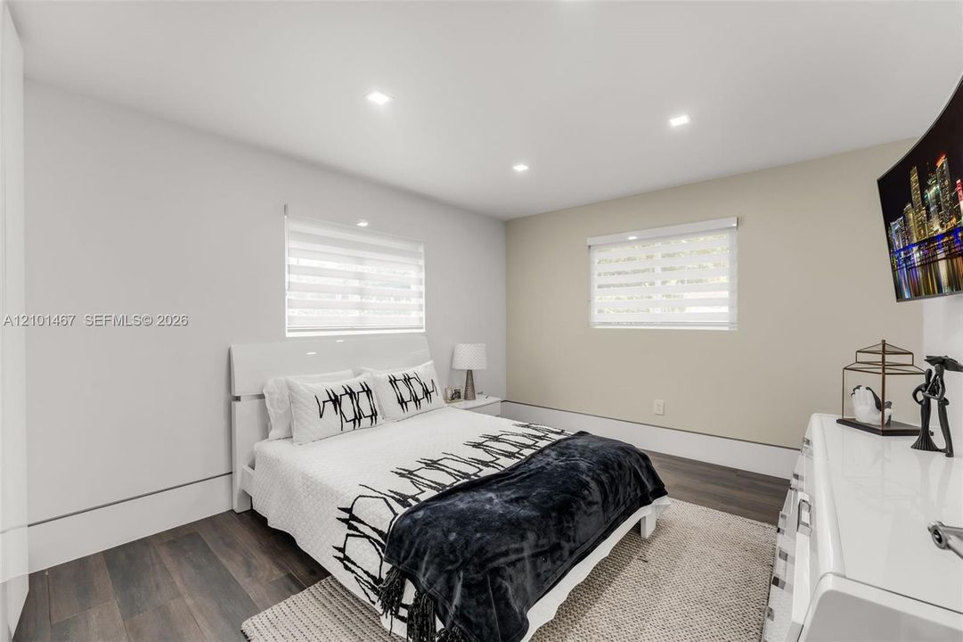 В аренду: $13,500 (5 спален, 5 ванн, 2739 Квадратных фут)
