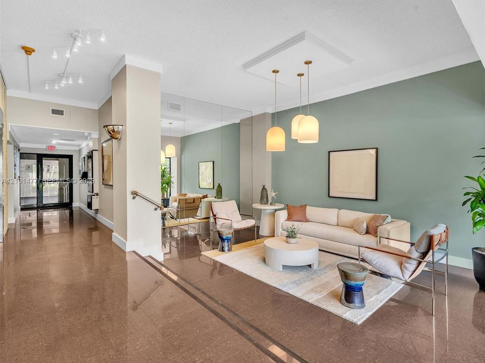 На продажу: $329,900 (2 спален, 2 ванн, 1148 Квадратных фут)