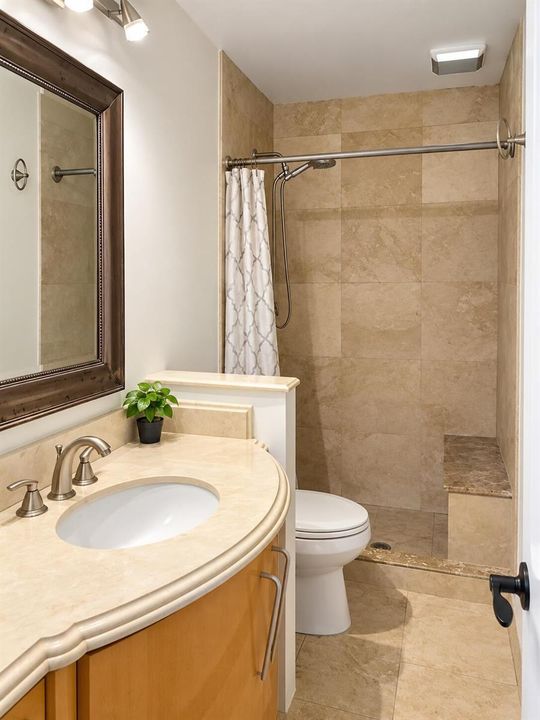 Warm Neutral Modern Bathroom