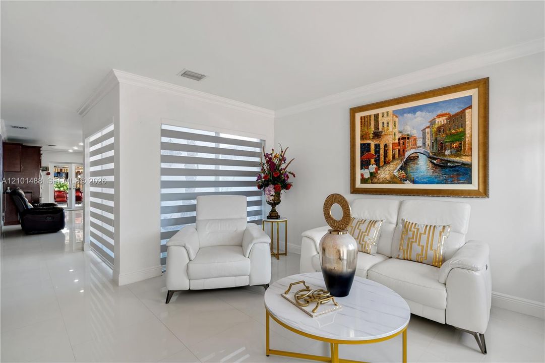For Rent: $4,300 (4 beds, 2 baths, 1822 Square Feet)