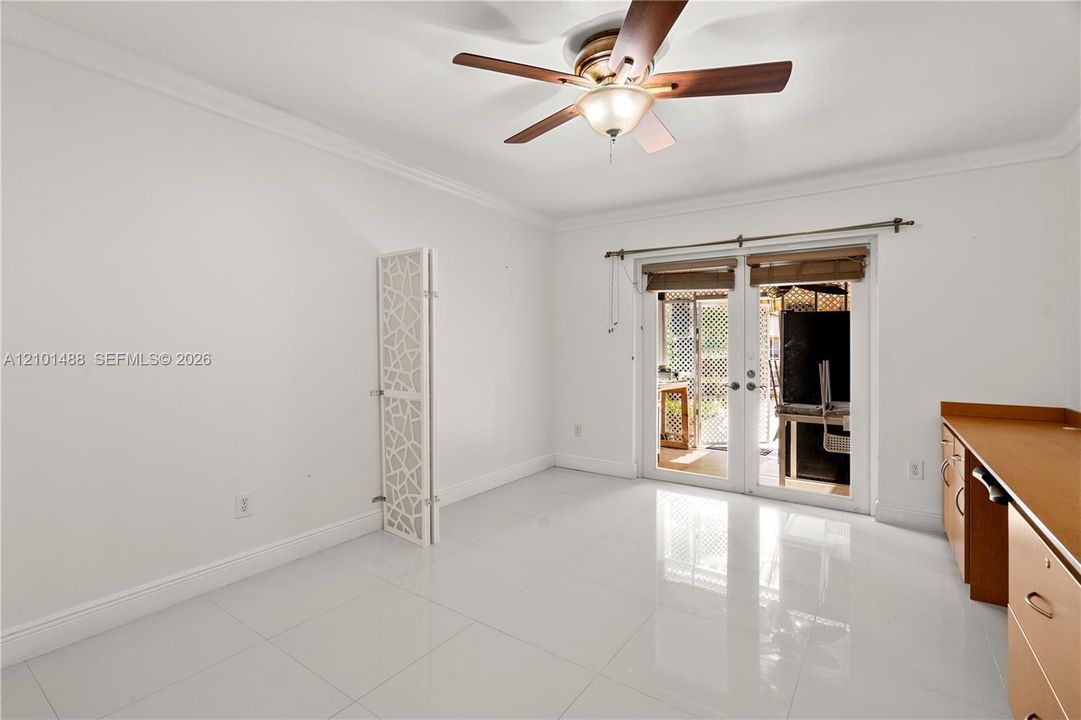 For Rent: $4,300 (4 beds, 2 baths, 1822 Square Feet)