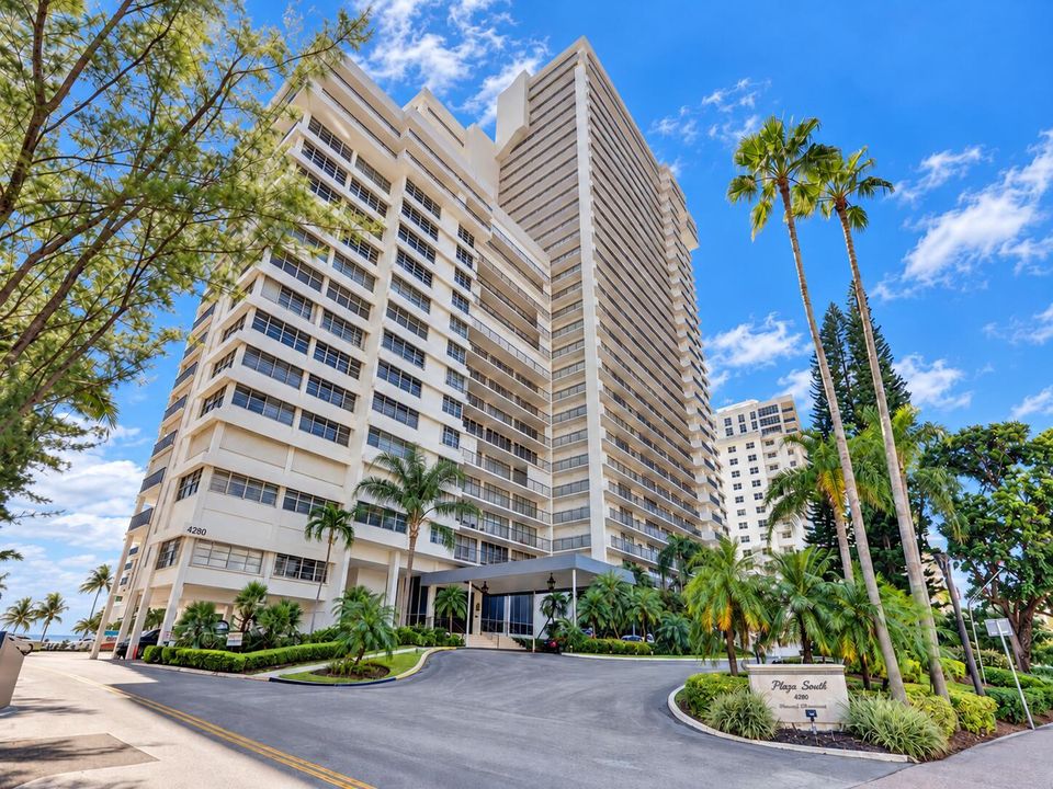 Plaza South facade, address 4280-8