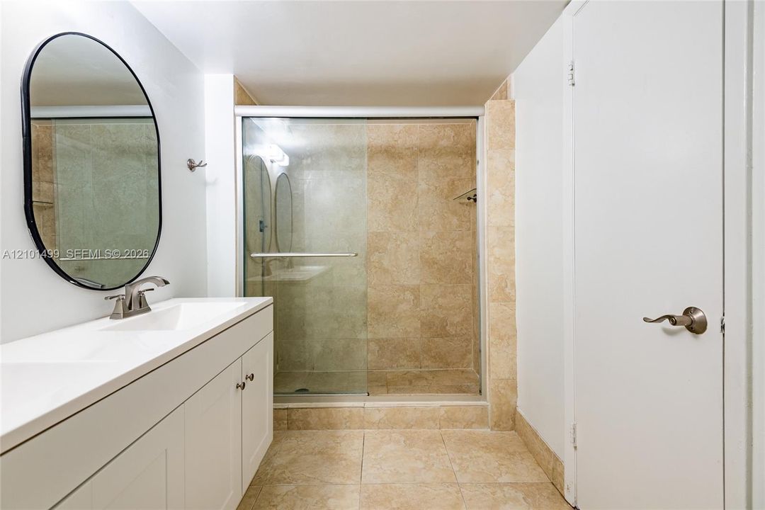 For Sale: $198,000 (2 beds, 2 baths, 1470 Square Feet)