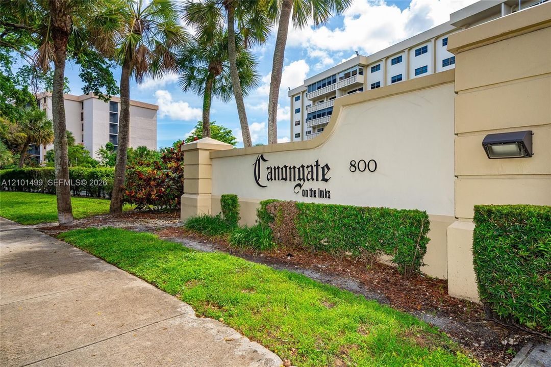 For Sale: $198,000 (2 beds, 2 baths, 1470 Square Feet)