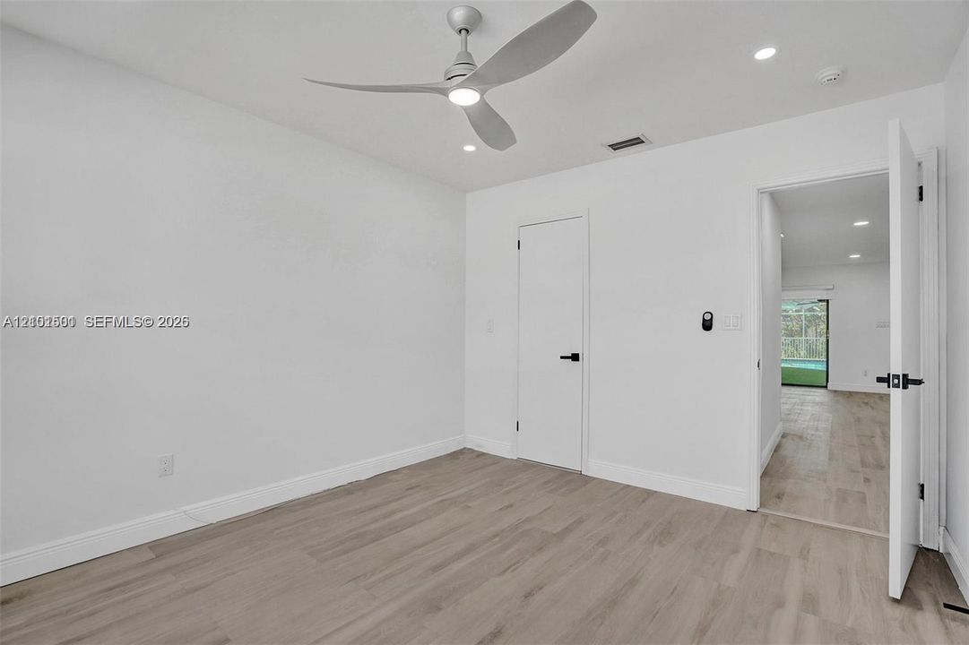 En Venta: $1,895,000 (5 camas, 3 baños, 3098 Pies cuadrados)