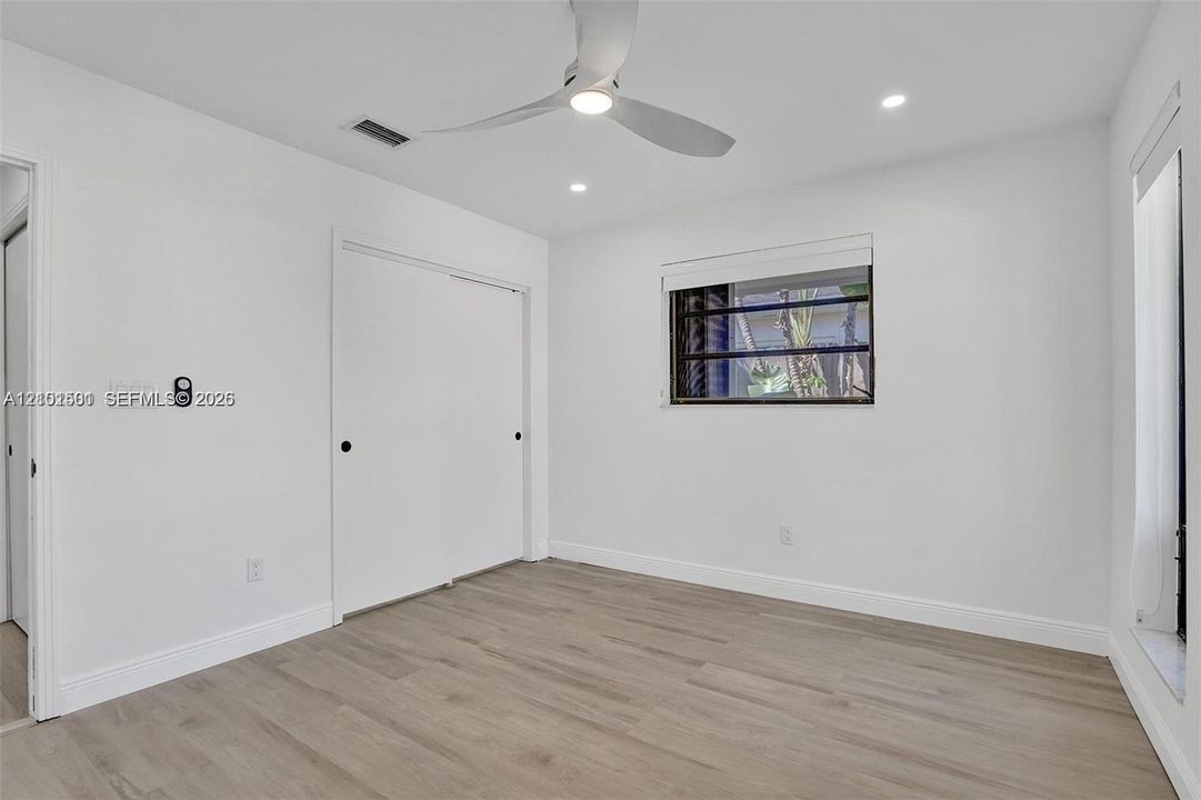 En Venta: $1,895,000 (5 camas, 3 baños, 3098 Pies cuadrados)