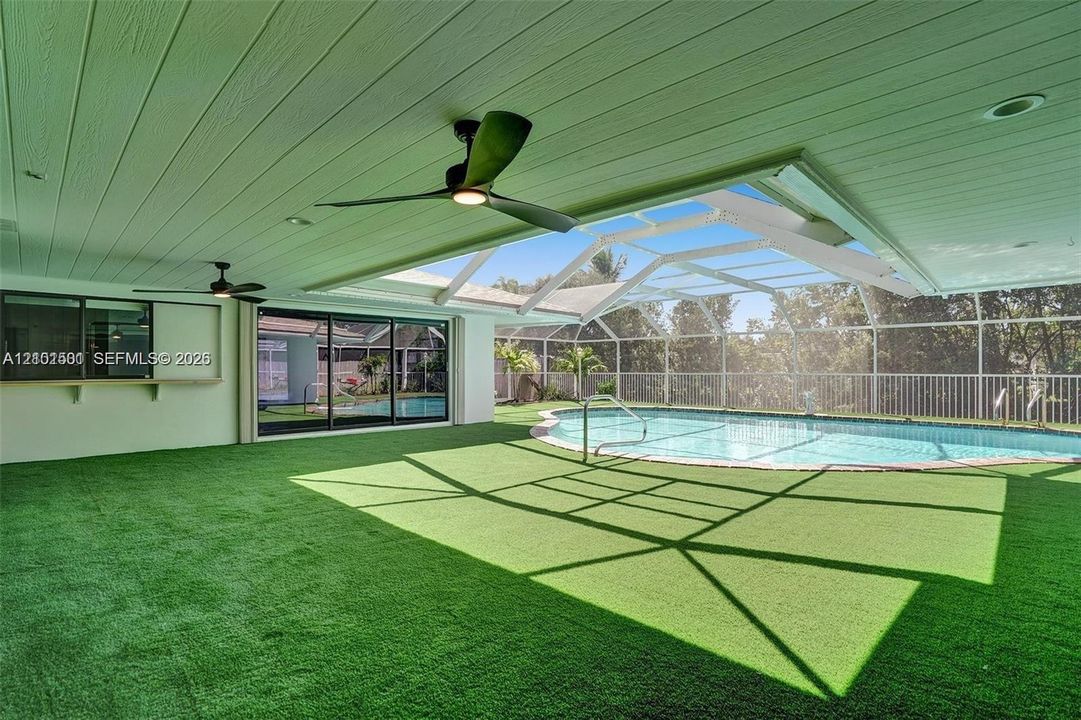 En Venta: $1,895,000 (5 camas, 3 baños, 3098 Pies cuadrados)