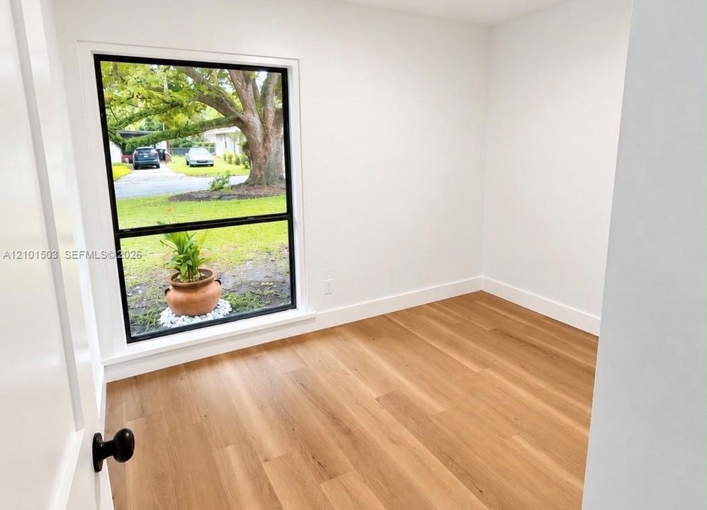 En Venta: $350,000 (3 camas, 1 baños, 1115 Pies cuadrados)
